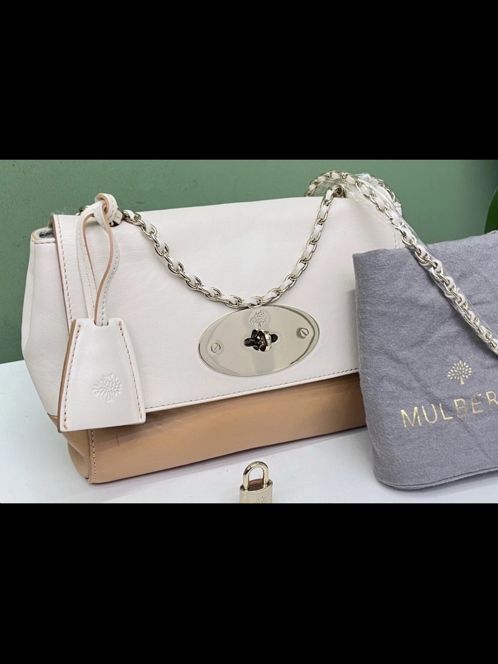 Mulberry Two-Tone Leather Shoulder Bag in White and Tan